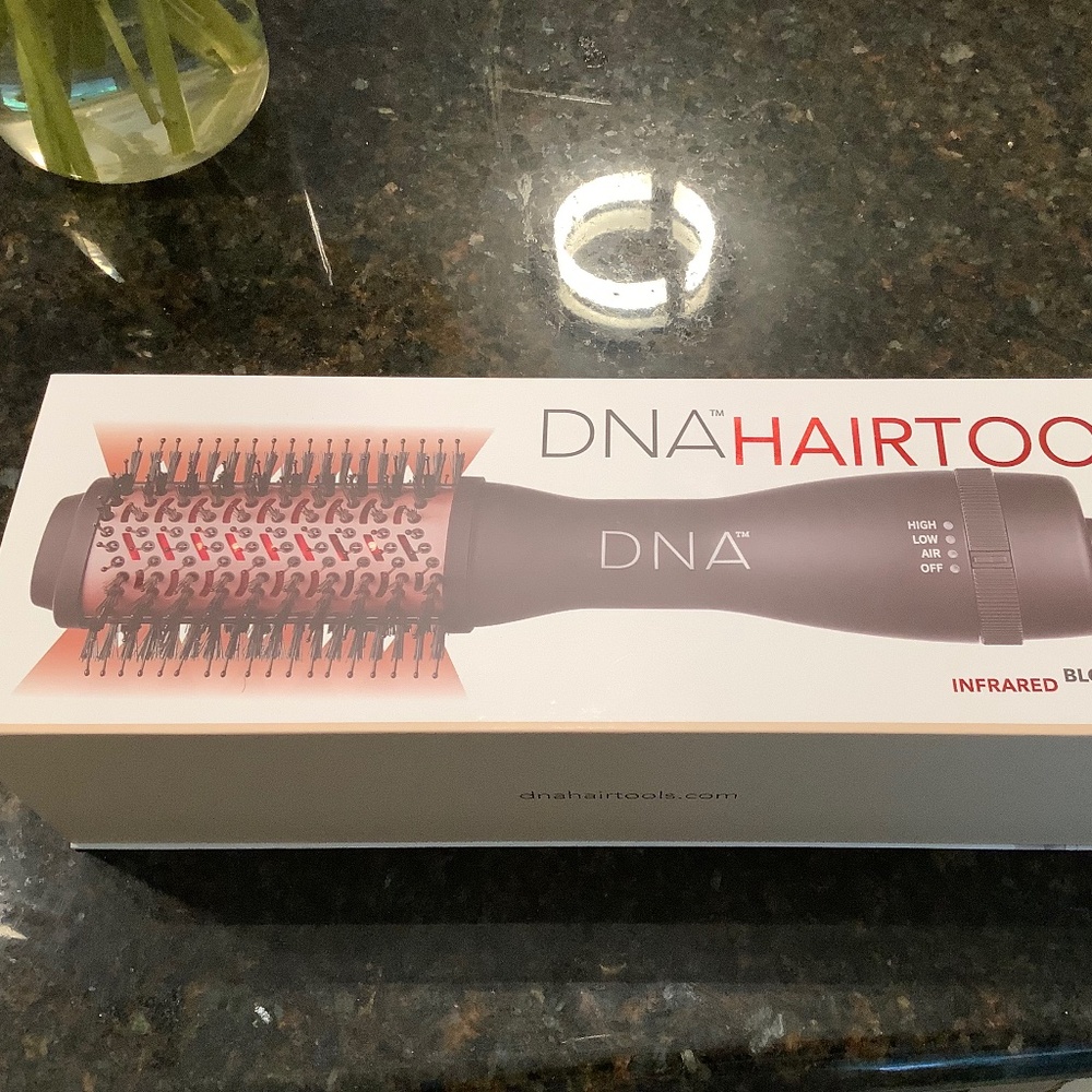 DNA Hairtools Infrared Blowout Brush